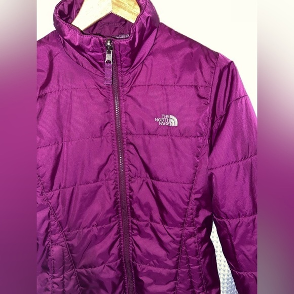Women’s The North Face lightweight short dark Fuchsia Jacket size small - Picture 5 of 14